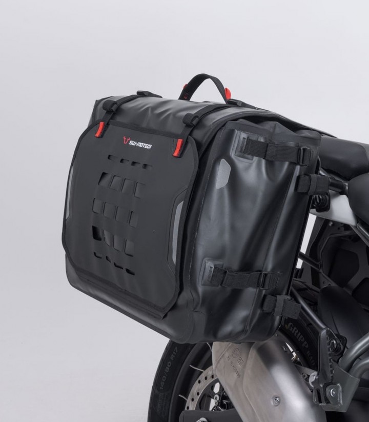 Bolsas Laterales SW-MOTECH SysBag WP L/L + Adaptadores Royal Enfield Himalayan 450 (23) BC.SYS.41.620.21000/B
