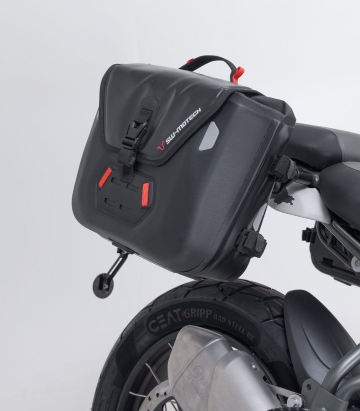 Bolsas Laterales SW-MOTECH SysBag WP M/S + Adaptadores Royal Enfield Himalayan 450 (23) BC.SYS.41.620.31000/B
