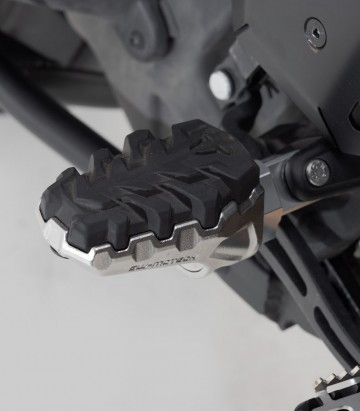 Reposapiés EVO con Adaptadores SW-MOTECH para Harley Davidson Pan America (RA1250) (21), Pan America ST (RA1250ST) (24) FRS.18.1