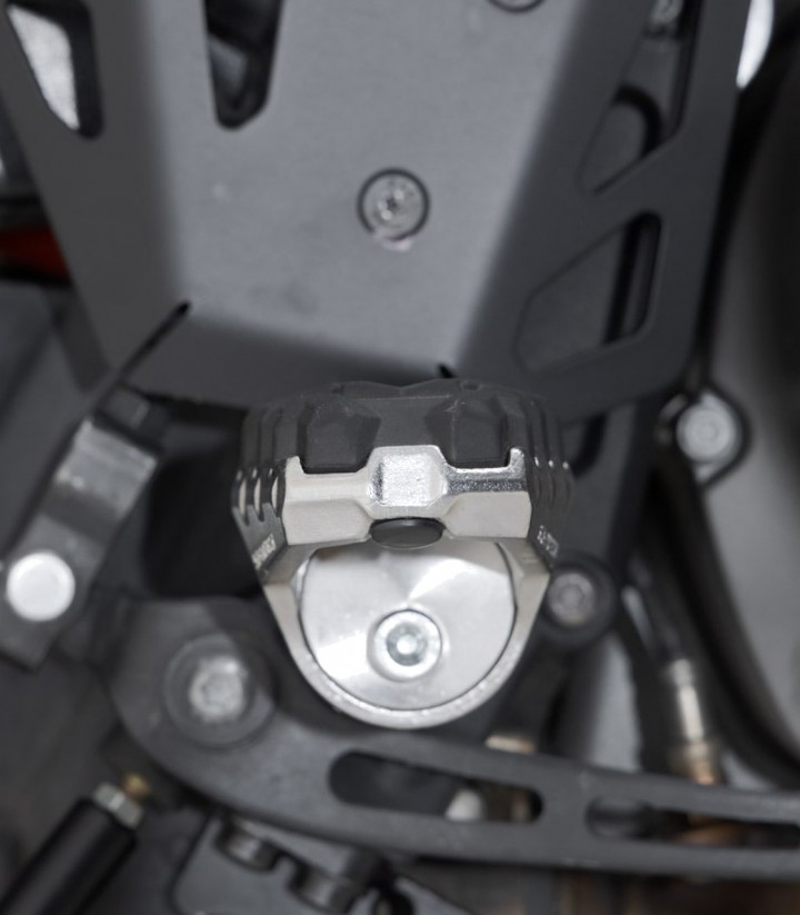 Reposapiés EVO con Adaptadores SW-MOTECH para Harley Davidson Pan America (RA1250) (21), Pan America ST (RA1250ST) (24) FRS.18.1