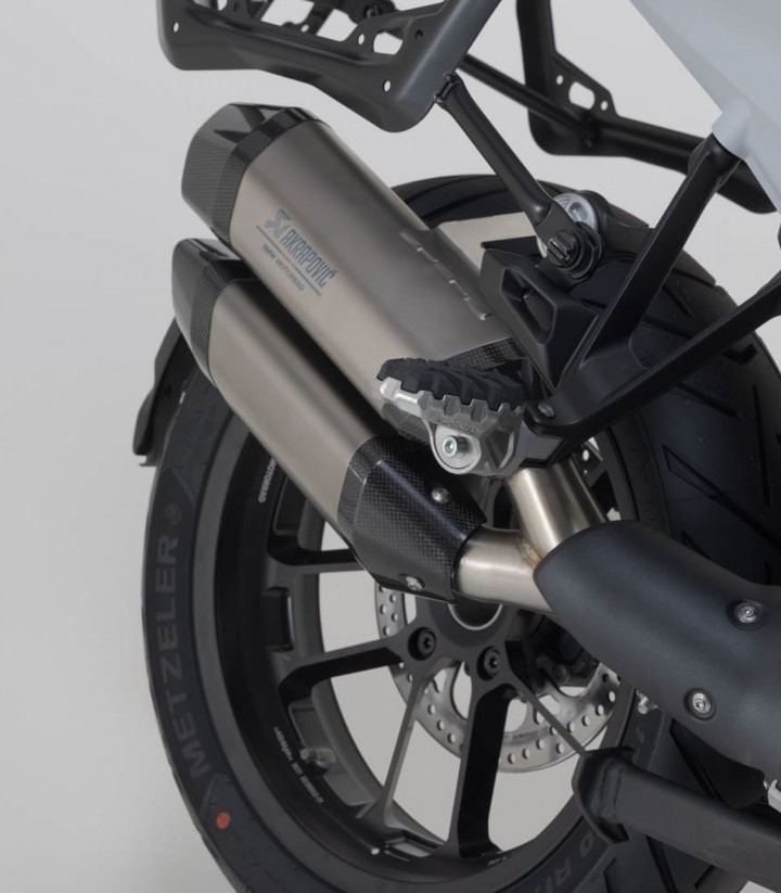 Reposapiés para Pasajero EVO con Adaptadores SW-MOTECH para BMW R 1300 GS (23-24), Harley Davidson Pan America/ST (21,24) FRS.18