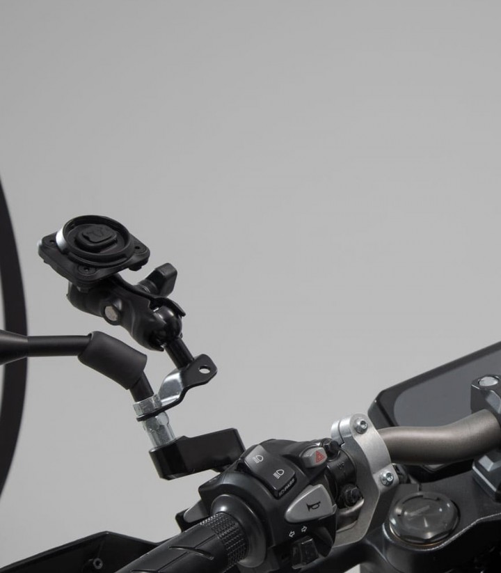SW-MOTECH Universal Mounting Kit with T-Lock for Large Smartphone GPS.00.308.35600