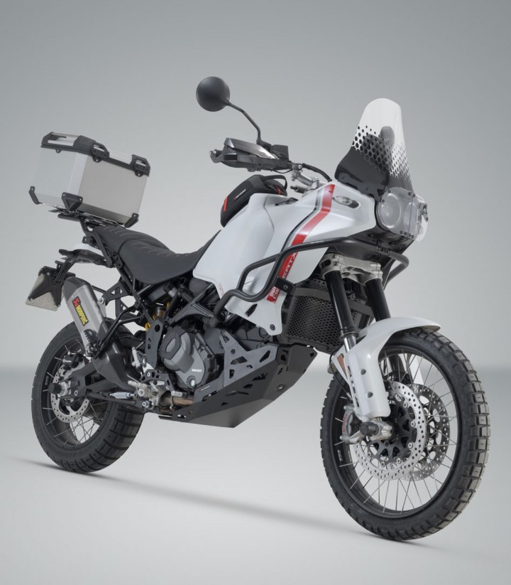 Maleta Superior con Soporte TRAX ADV Plateada 38 L Ducati DesertX (22-25) SW-MOTECH GPT.22.995.70000/S