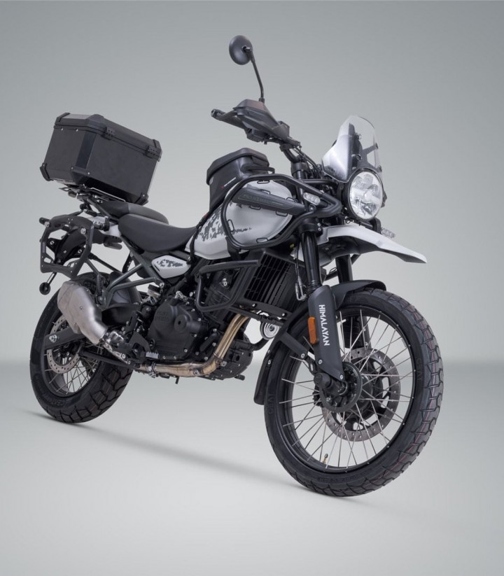 Topcase mit Träger TRAX ADV Schwarz 38 L Royal Enfield Himalayan 450 (23) SW-MOTECH GPT.41.620.70000/B