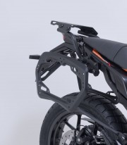Maletas Laterales con Soporte DUSC Negras 33/33 L KTM 125/390 Enduro R/SMC R, 250/390 Adventure (25) SW-MOTECH KFT.04.417.650...