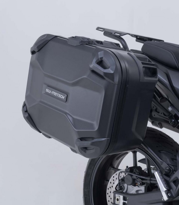 Seitenkoffer mit Träger DUSC Schwarz 41/41 L Yamaha Tracer 7 (25) SW-MOTECH KFT.06.020.65100/B