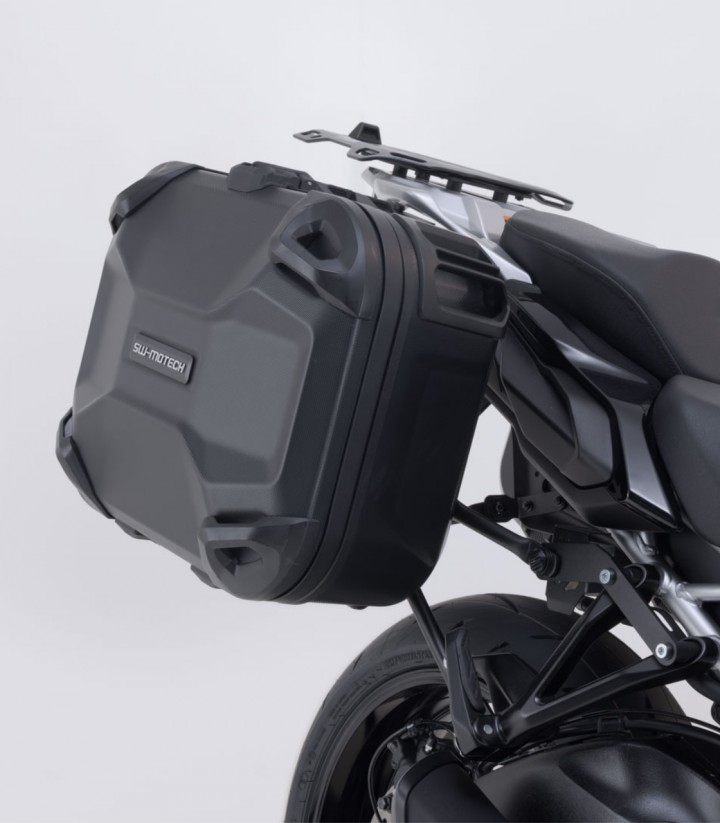 Maletas Laterales con Soporte DUSC Negras 33/33 L Suzuki GSX-S1000GX (23) SW-MOTECH KFT.05.601.65001/B KFT.05.601.65001/B