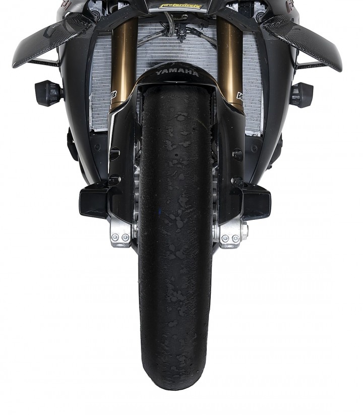 Conducto Aire Rueda Puig Yamaha YZF-R1 (25) Negro 22512N