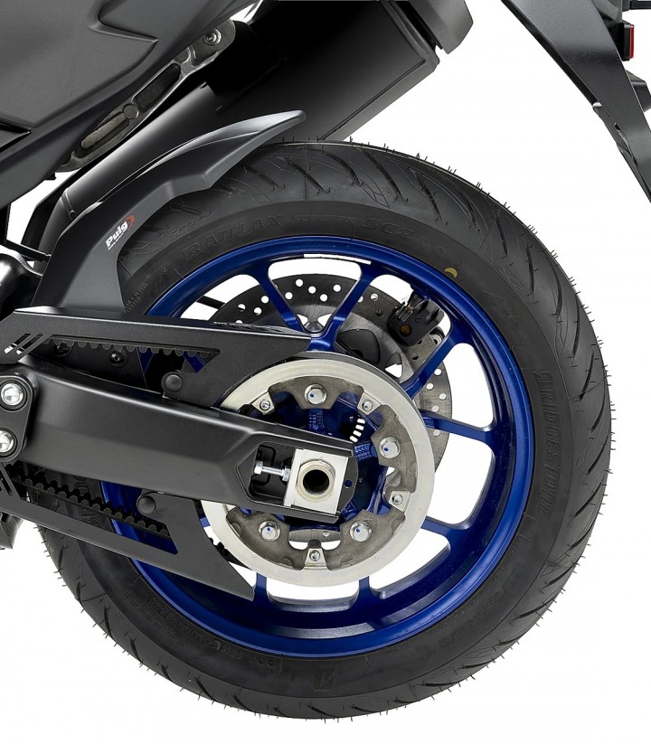 Guardabarros Trasero Yamaha TMAX 560 (22-26) Negro mate Puig 22670J