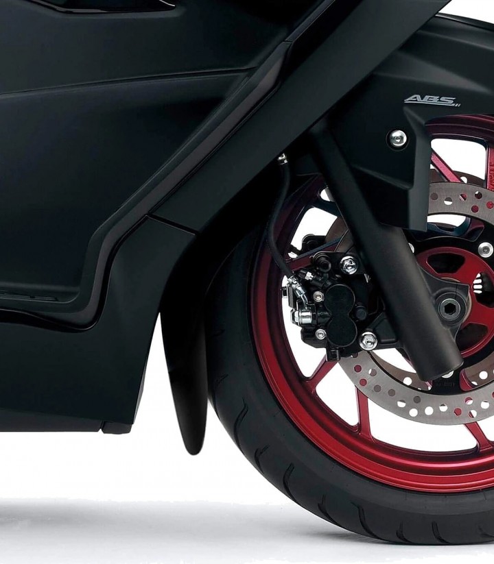Puig Front Fender Extension 22982N for Suzuki Burgman 400 (17-26)