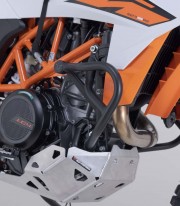 Defensas de Motor SW-MOTECH KTM 690 LC4 Enduro R (25) en Negro SBL.04.946.10000/B