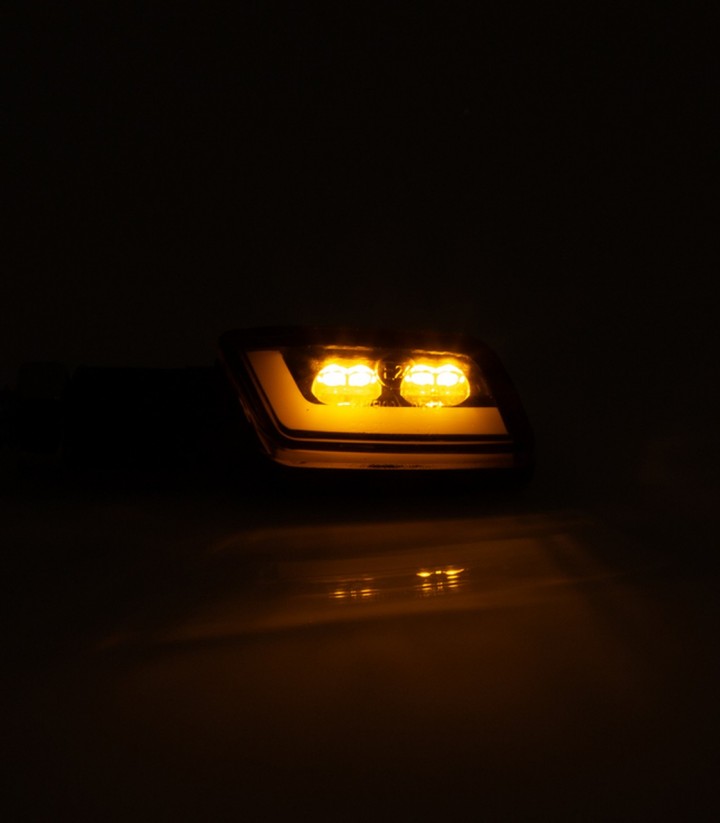 Intermitentes LED con Luz de Posición Highsider Formula-TS 2in1 Negro con Cristal Ahumado