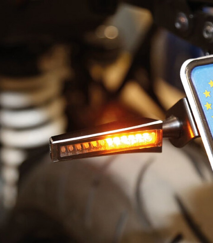 Intermitentes LED Highsider Pen Head Negro con Cristal Ahumado