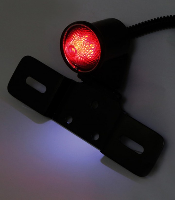 LED-Rücklicht mit Kennzeichenhalter Highsider OLD School Type 6 Schwarz mit rotem Glas