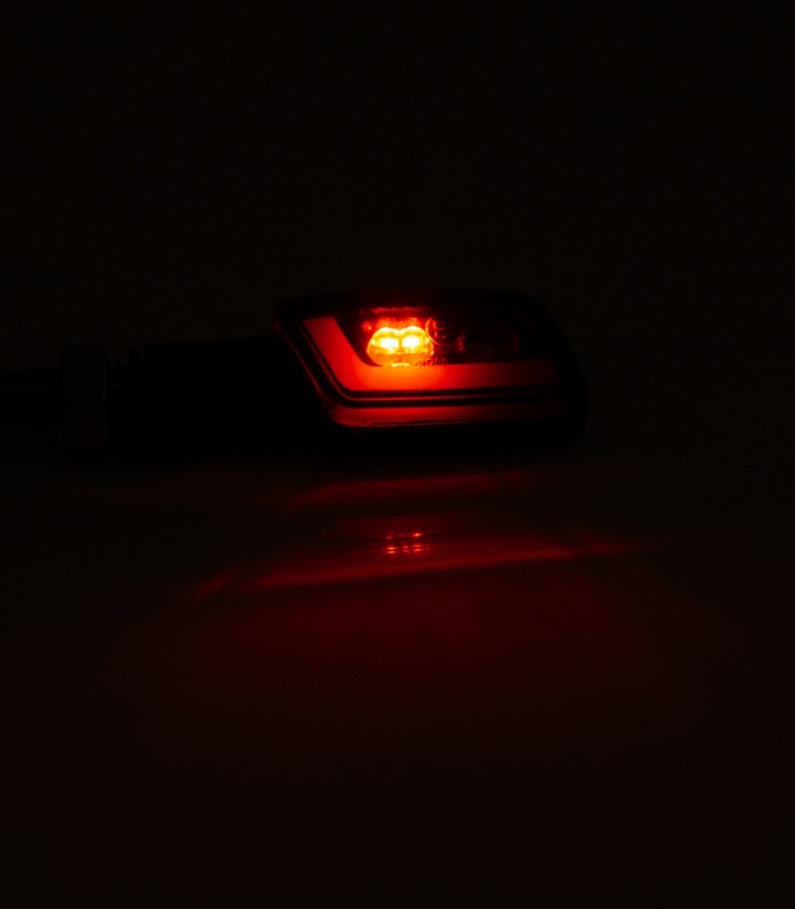 Pilotos Traseros LED con Intermitente Highsider Formula-TS 3in1 Negro con Cristal Ahumado