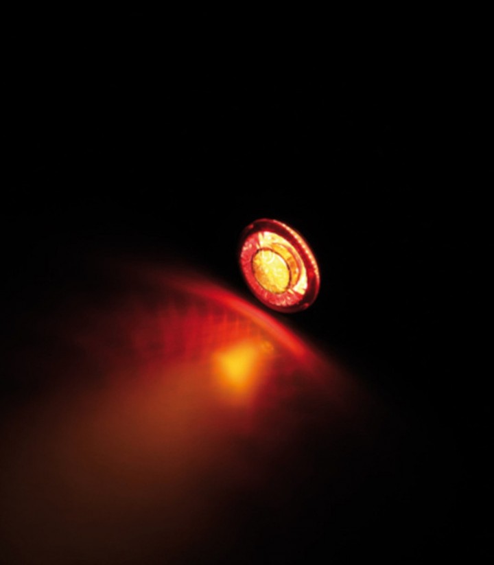 Pilotos Traseros LED con Intermitente Highsider Montana Bullet 3en1 Negro Mate con Cristal Ahumado