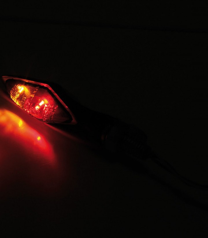 Pilotos Traseros LED con Intermitente Highsider Pen Head Double 3in1 Negro con Cristal Ahumado