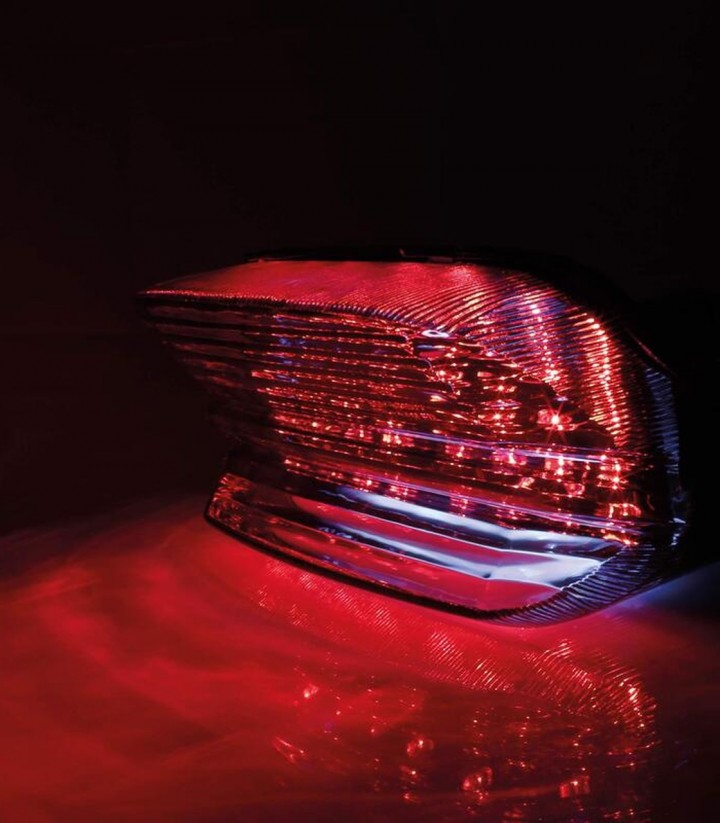 Highsider OEM-Style LED Tail Light for Yamaha XJR 1300 (RP02) (99), XJR 1300 (RP06) (02), XJR 1300 (RP10) (04, 06), XJR 1300 (RP