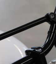 Highsider Handlebar Brace Cross-Bar ST02 with One-Piece Clamp in Matt Black