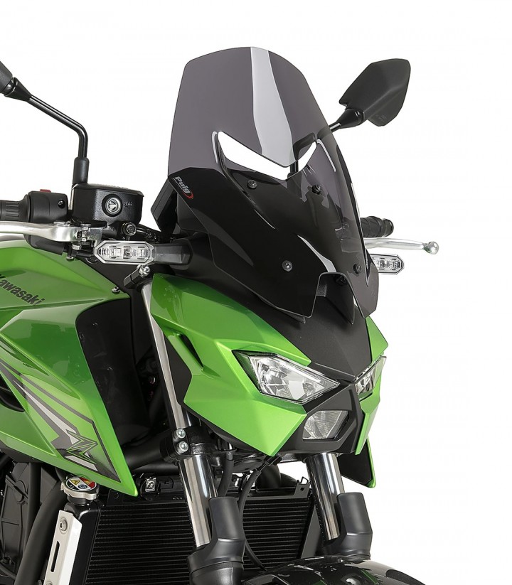 Windschild Puig New Generation Touring Kawasaki Z650S (26) Dunkel getönt 23036F