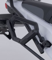 Bolsas Laterales SW-MOTECH Legend Gear + Soportes V-LOC 16/16 L Kawasaki KLE500 (26) BC.HTA.08.084.22000