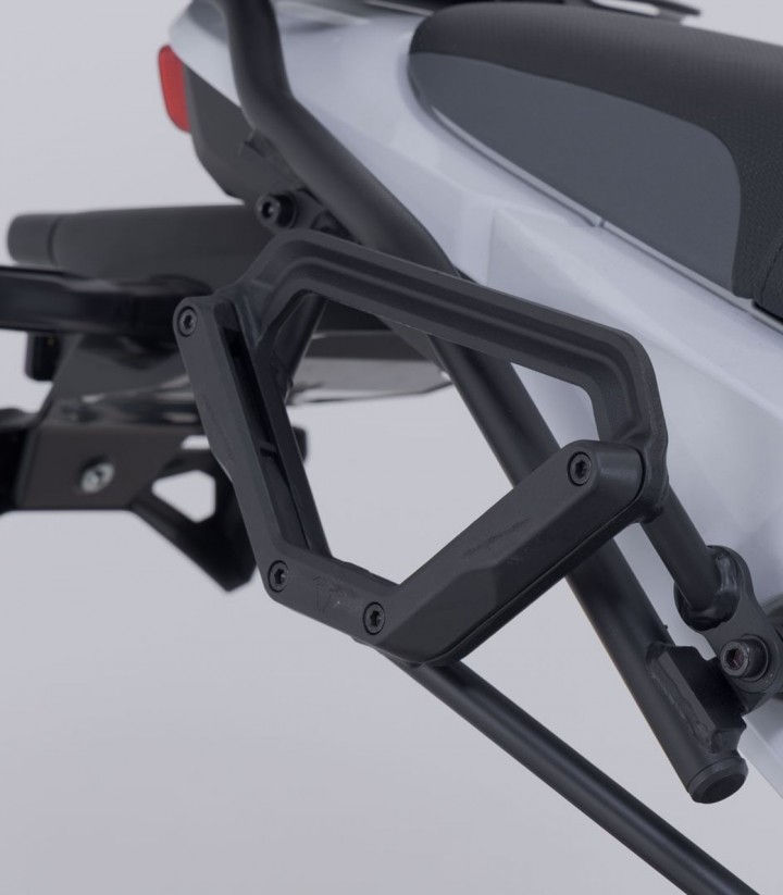 Bolsas Laterales SW-MOTECH WP + Soportes V-LOC 16/16 L Kawasaki KLE500 (26) BC.SYS.08.084.32000