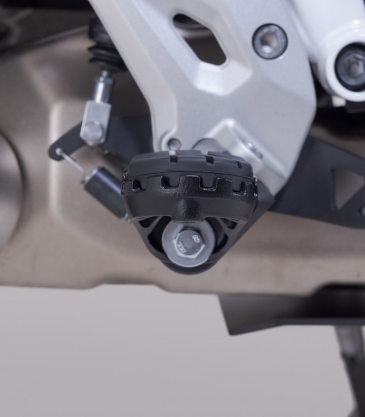 Reposapiés ION con Adaptadores SW-MOTECH para BMW F 450 GS (25) FRS.07.011.11200/B