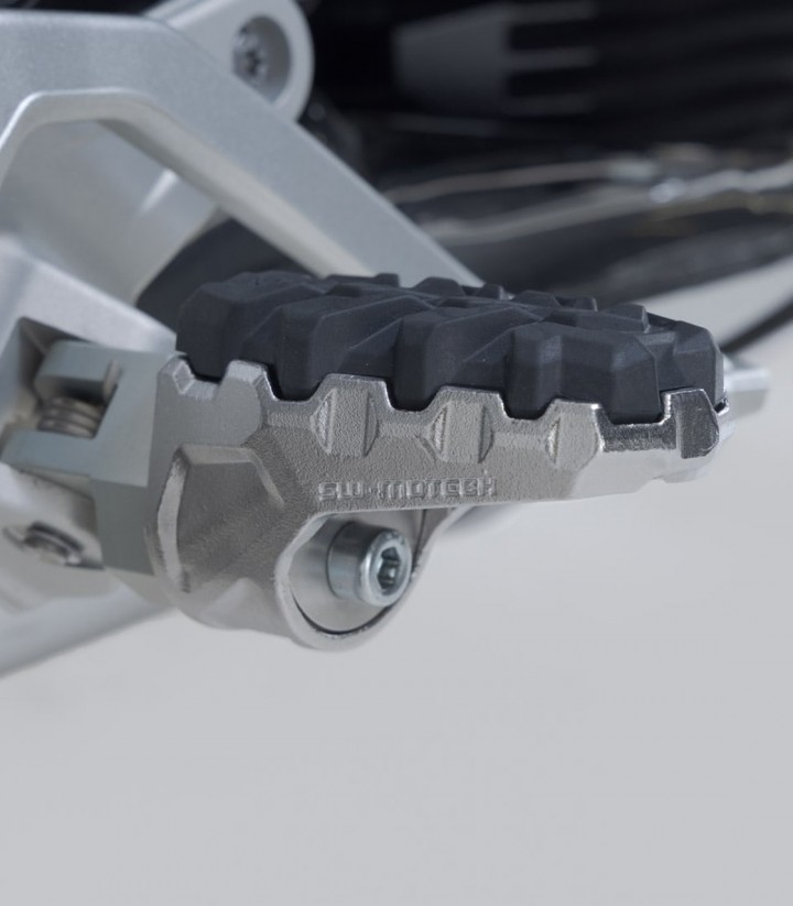 Reposapiés EVO con Adaptadores SW-MOTECH para BMW R 12 G/S (25) FRS.07.112.11100/B