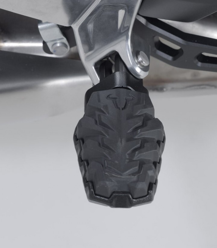 Reposapiés EVO con Adaptadores SW-MOTECH para Triumph Tiger Sport 660 (24-25), 800 (24) FRS.11.112.10800/B
