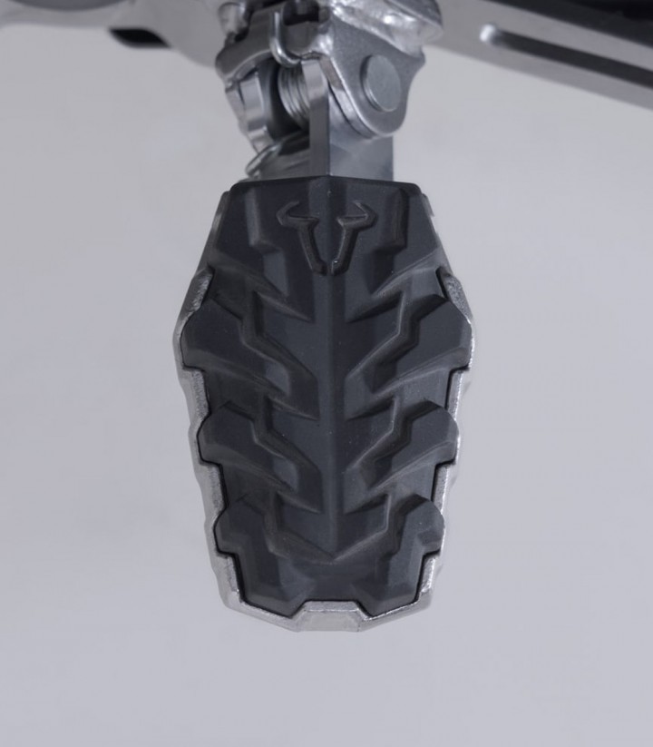 Reposapiés EVO con Adaptadores SW-MOTECH para Kawasaki KLE500 (26) FRS.08.112.10500