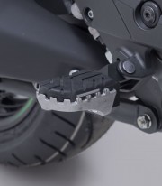 Reposapiés ION con Adaptadores SW-MOTECH para Kawasaki Versys 1100 (24) FRS.08.011.10400/S