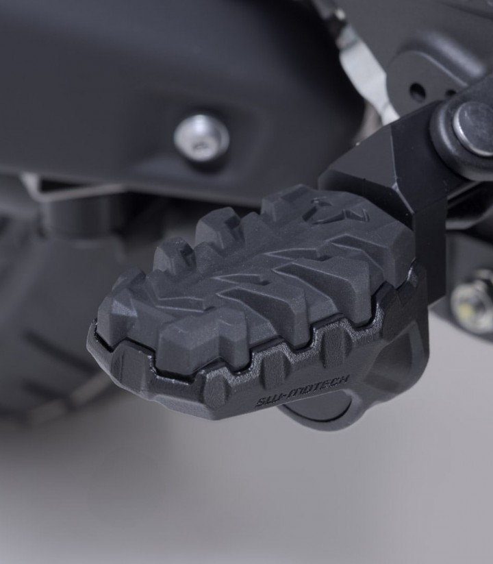 Fußrasten EVO mit Adaptern SW-MOTECH für Kawasaki Versys 1100 (24) FRS.08.112.10400/B