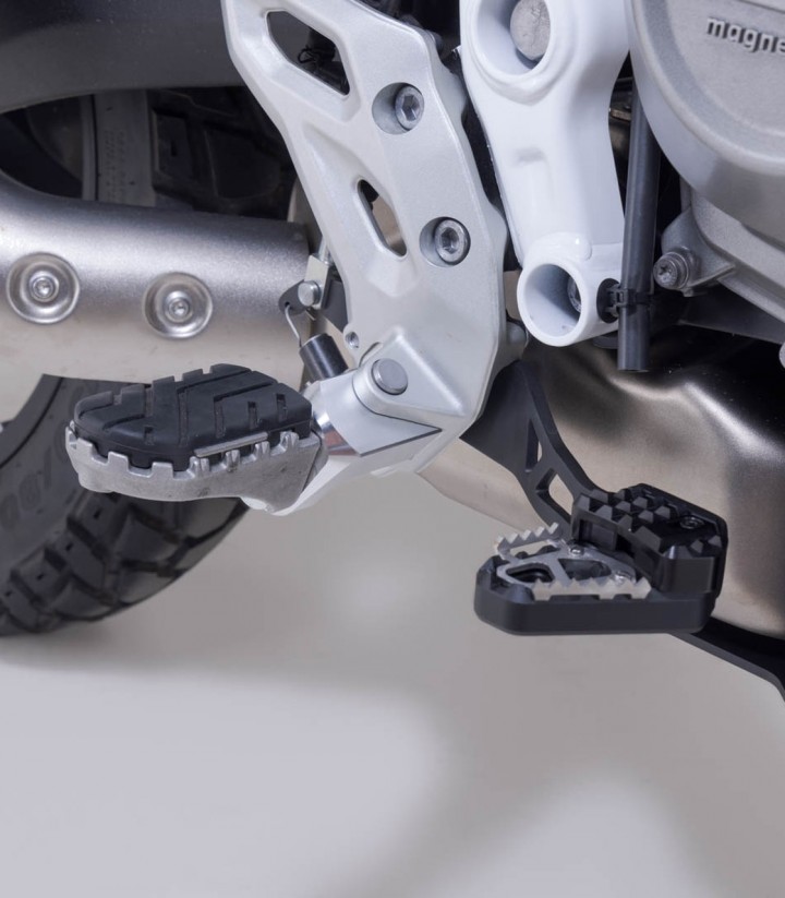 Fußrasten ION mit Adaptern SW-MOTECH für BMW F 450 GS (25) FRS.07.011.11200/S