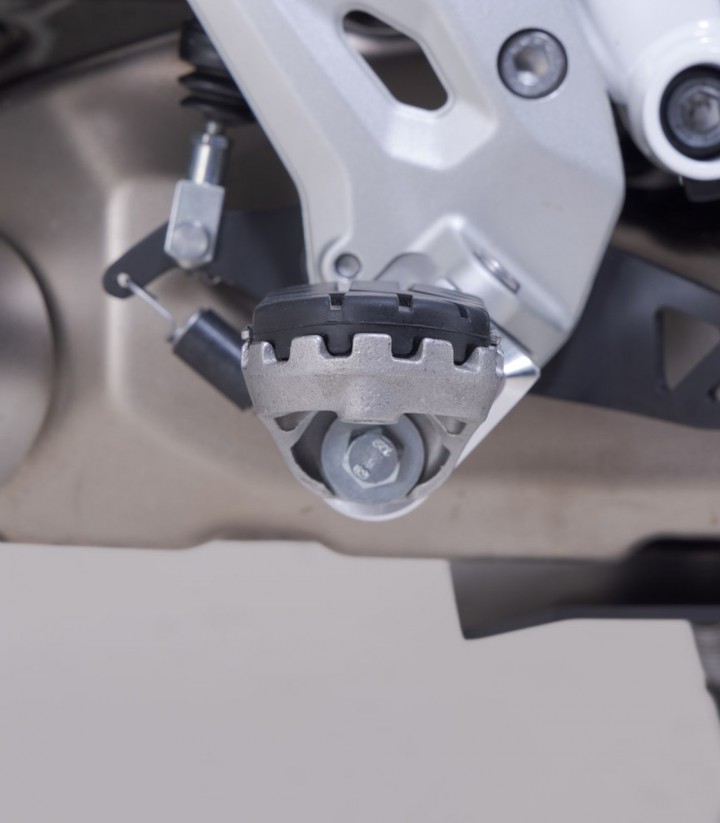 Reposapiés ION con Adaptadores SW-MOTECH para BMW F 450 GS (25) FRS.07.011.11200/S