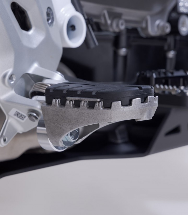 Reposapiés ION con Adaptadores SW-MOTECH para BMW F 450 GS (25) FRS.07.011.11200/S