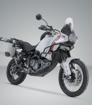 Maletas Laterales con Soporte TRAX ADV Plateadas 45/37 L Ducati DesertX (22-25) SW-MOTECH KFT.22.995.70100/S