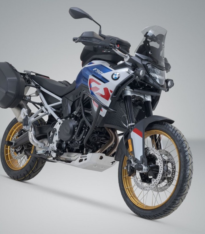 Maletas Laterales con Soporte AERO ABS Negras 25/25 L BMW F 900 GS (23) SW-MOTECH KFT.07.602.60100/B