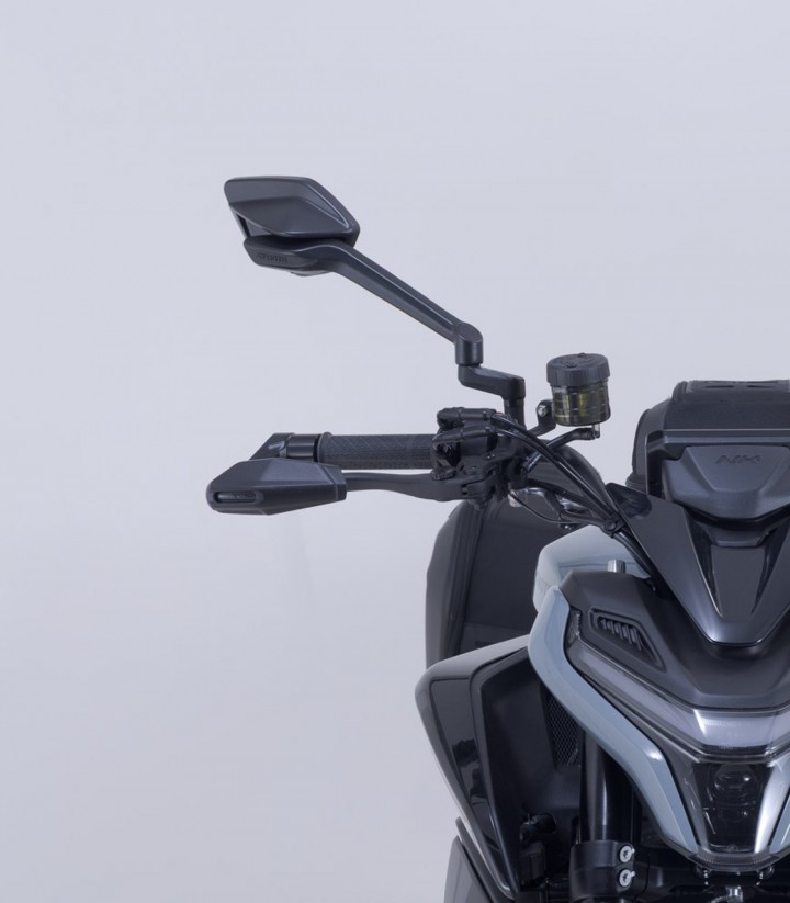 Protectores de Maneta con Deflector SW-MOTECH CFMOTO 675NK (24, 26) LVG.10.068.11000/B en Negro