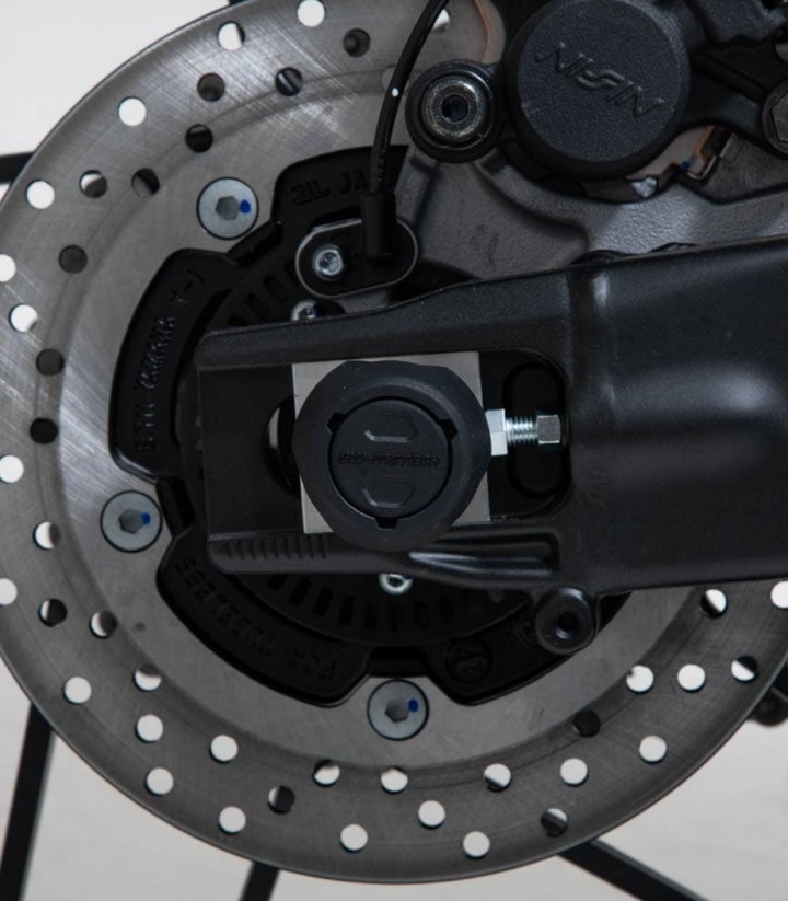 Topes Anticaída para Eje Trasero SW-MOTECH Yamaha Tracer 9 (20-24) STP.06.176.11000/B