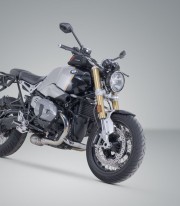 Soporte Lateral Derecho V-LOC BMW R nineT (14-20) SW-MOTECH VMC.07.512.11000