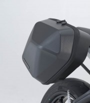 Soporte Lateral Izquierdo SLC Ducati Monster 1200 (16-20), Monster 821 (17-20), Super Sport 950 (16-21) SW-MOTECH HTA.22.885.100