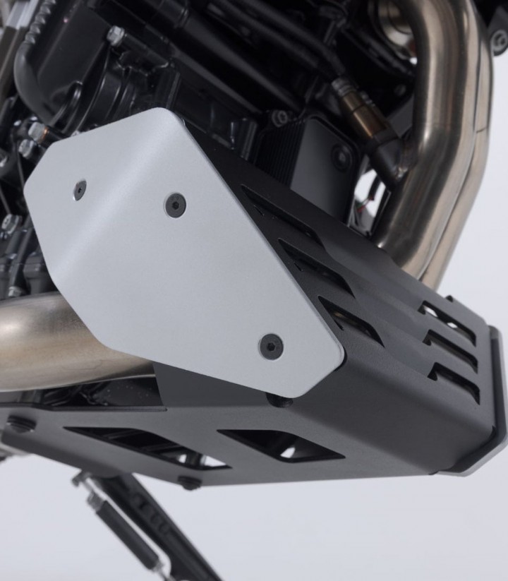 Protector de Cárter SW-MOTECH Negro y Plateado Husqvarna Svartpilen/Vitpilen 801 (24) MSS.03.012.10000