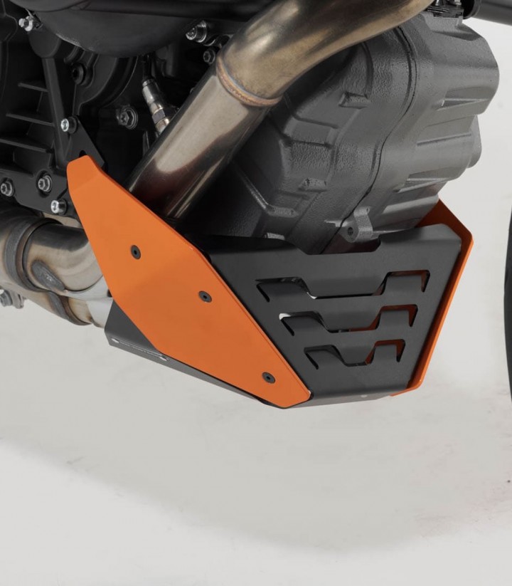 Protector de Cárter SW-MOTECH Naranja y Negro KTM 1290 Super Duke GT (16), R (13-19) MSS.04.532.10003