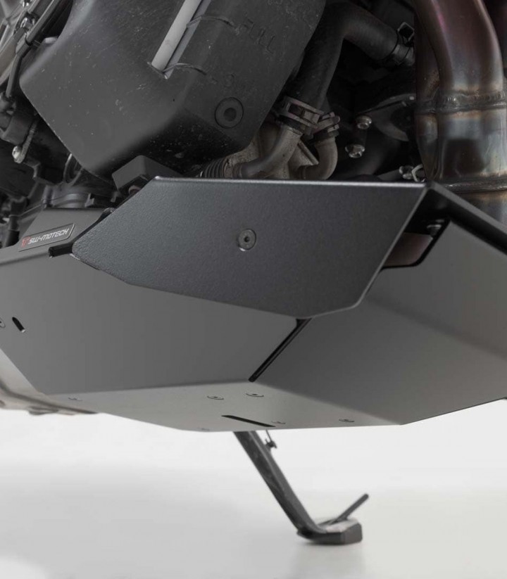 Protector de Cárter SW-MOTECH Negro Yamaha MT-09 (20-23), XSR900 (21-24) MSS.06.851.10000/B