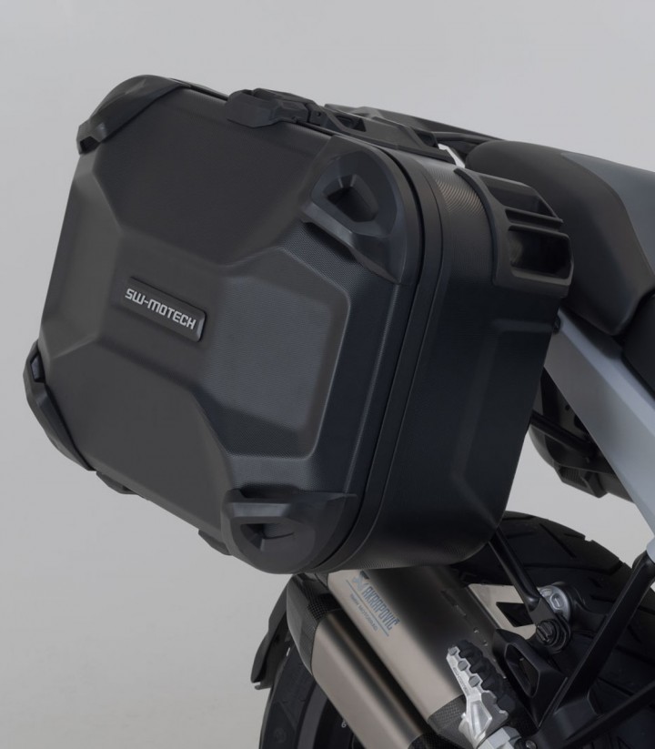 Seitenkoffer mit Träger DUSC Schwarz 33/33 L BMW R 1300 GS (23-24), R 1300 GS Option 719 Biscaya (25) SW-MOTECH KFT.07.975.65002