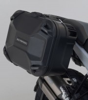 Maletas Laterales con Soporte DUSC Negras 33/33 L BMW R 1300 GS (23-24), R 1300 GS Option 719 Biscaya (25) SW-MOTECH KFT.07.9...