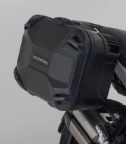 Maletas Laterales con Soporte DUSC Negras 41/41L BMW R 1300 GS (23-24), R 1300 GS Option 719 Biscaya (25) SW-MOTECH KFT.07.97...