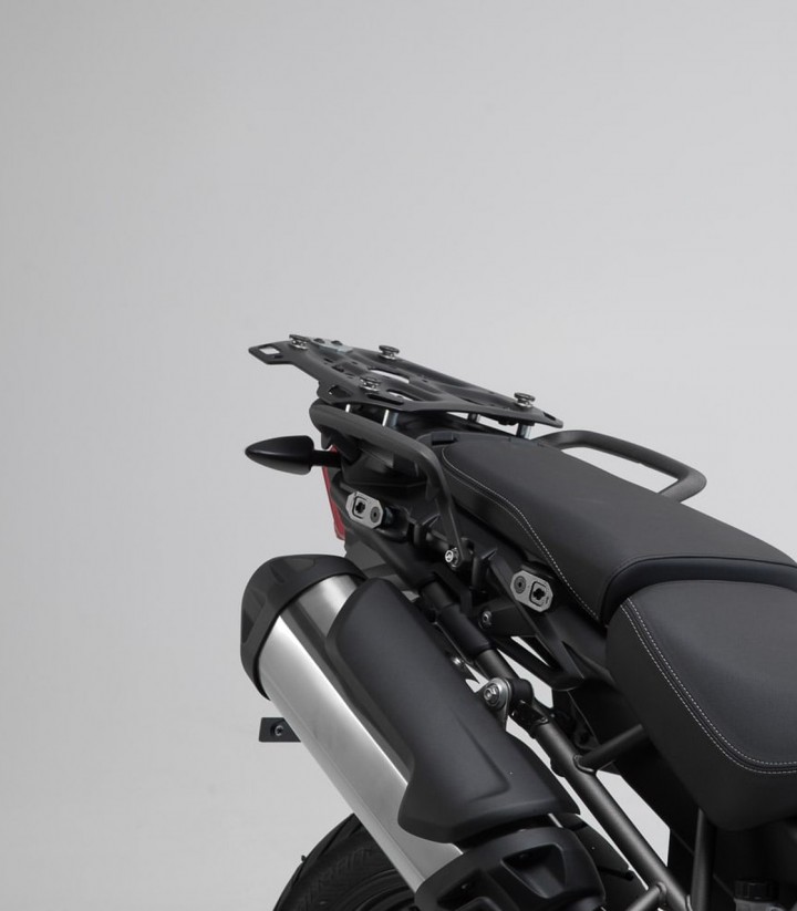 Seitenkoffer mit Träger DUSC Schwarz 41/33 L several Triumph models SW-MOTECH KFT.11.748.65001/B