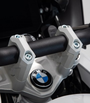 Torretas Elevadoras de Manillar 40 mm para BMW R 1200 GS LC (12-18), R 1250 GS (18-24) SW-MOTECH en Plateado LEH.07.039.12401/S