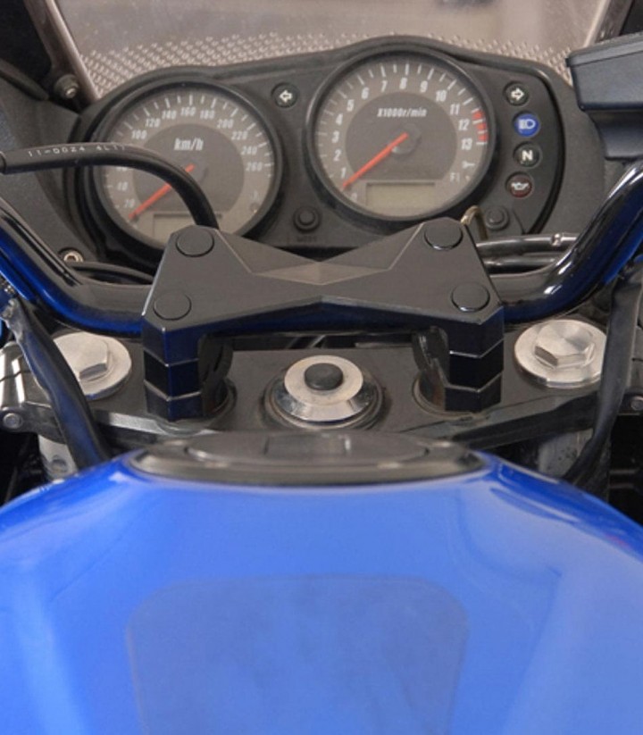 Torretas Elevadoras de Manillar 20 mm para Kawasaki Z1000 (06-09), Z750 (03-06), Z750R (11-12) SW-MOTECH en Negro LEH.08.039.121